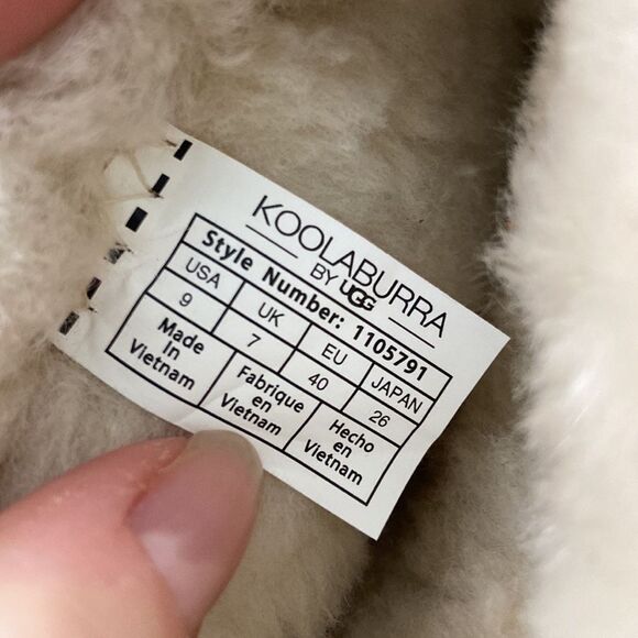 (Right Boot Only)Koolaburra Cozy Brown Fur-Lined Women's Boot size 9 - Picture 6 of 8